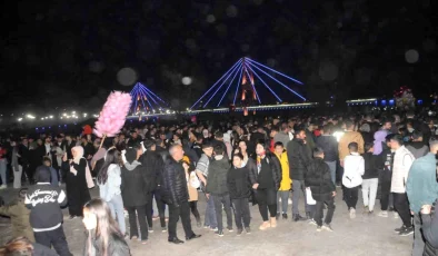 Cizre’de İsmail Ebul-İz El-Cezeri Asma Köprüsü’nün açılışı düğün havasında kutlandı