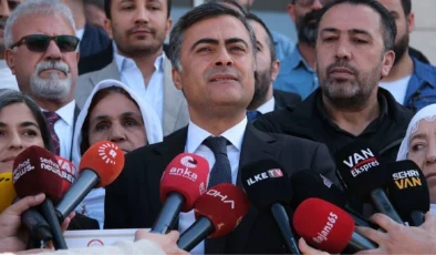 Abdullah Zeydan: Kayyum yönetimi, Van Büyükşehir Belediyesi’ni 8,5 milyar TL borca sokmuş