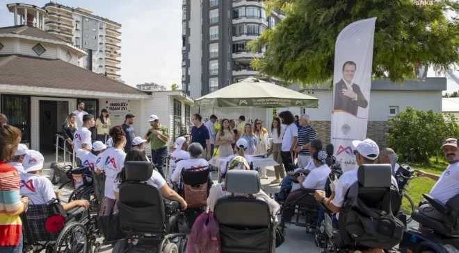 Mersin Büyükşehir Belediyesi Engelliler İçin Bocce Turnuvası Düzenledi