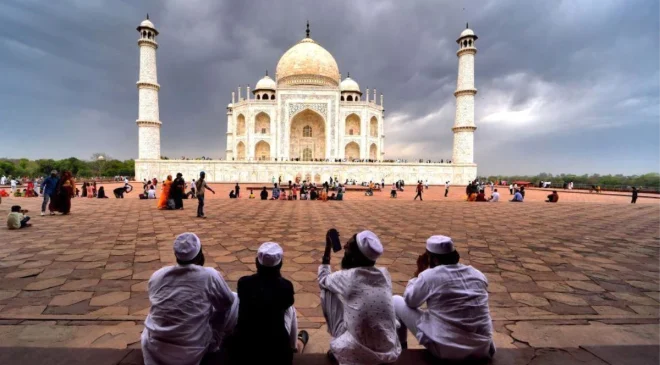 Modi’nin Hindistan’ında Müslüman olmak: ‘Kendi ülkemizde azınlık olduk’